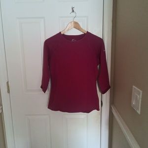 Nike 3/4 sleeve dri-fit top